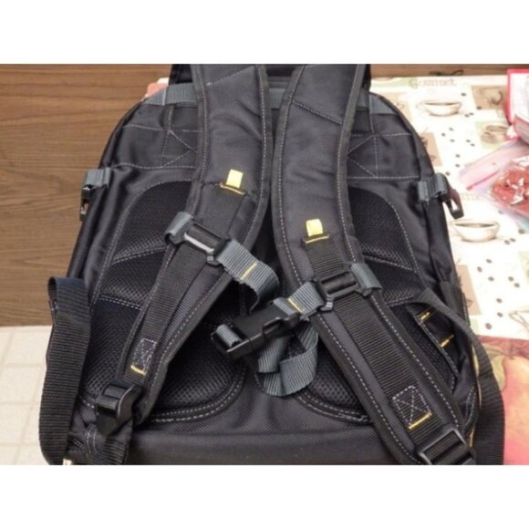 75-Pocket Tool Backpack - Picture 2 of 8